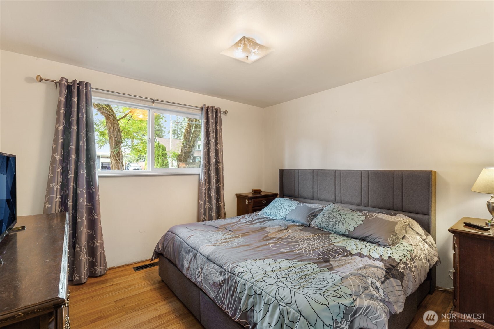 18816 89 Avenue Property Photo 14