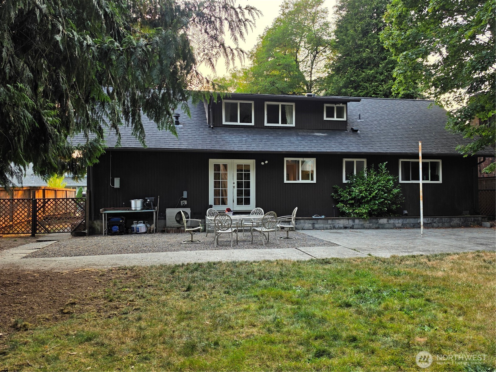 18816 89 Avenue Property Photo 20