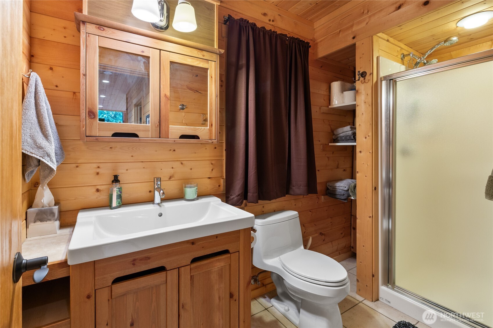 205 Makah Street Property Photo 12