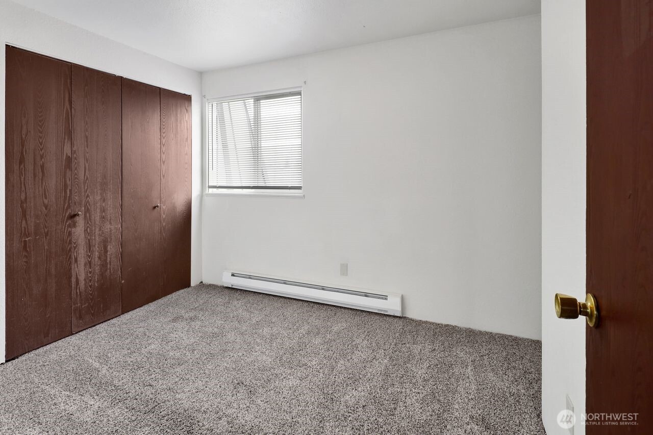 211 Maple Street Property Photo 15