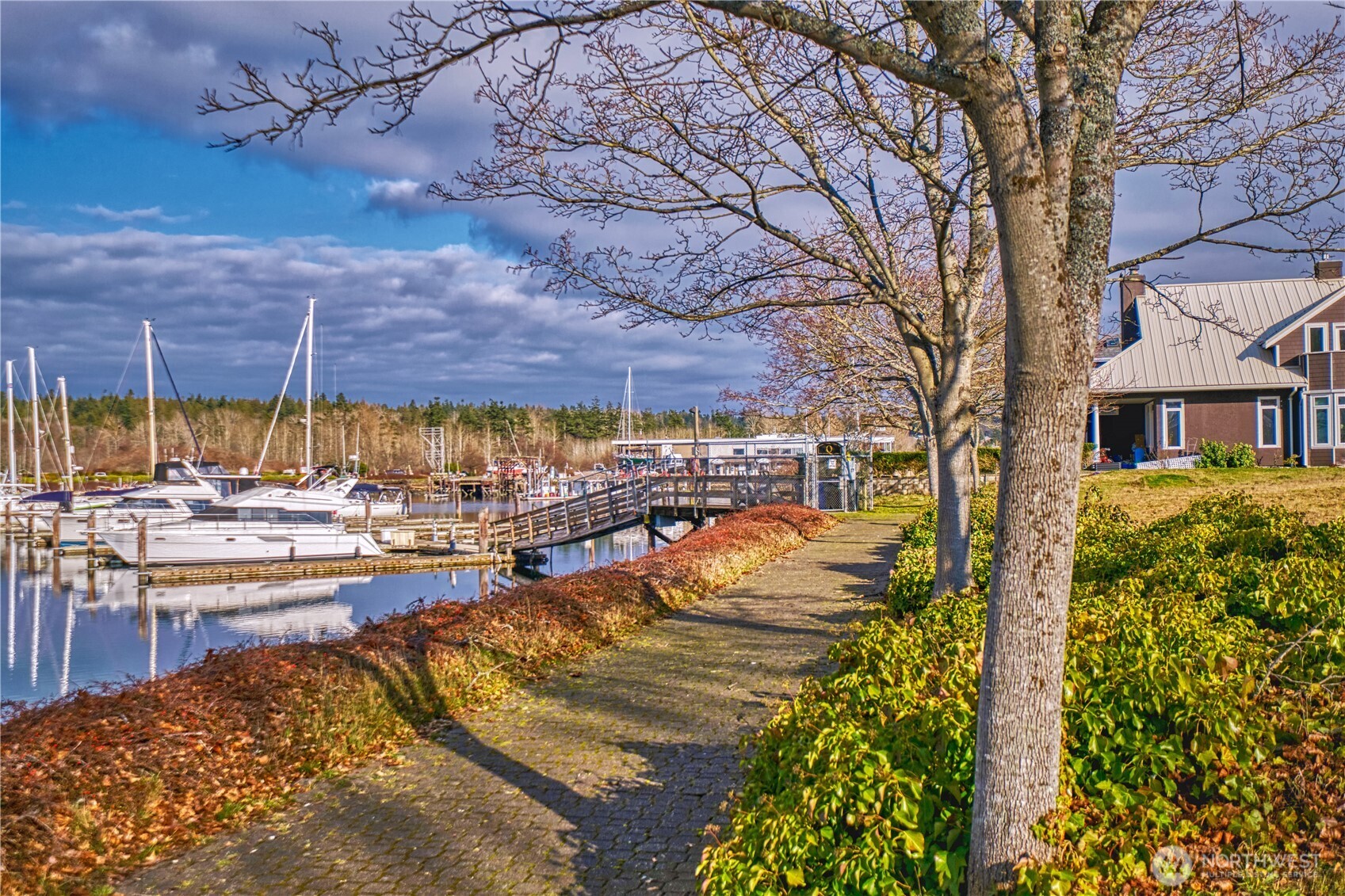 19 Harbor Seal Drive Property Photo 9