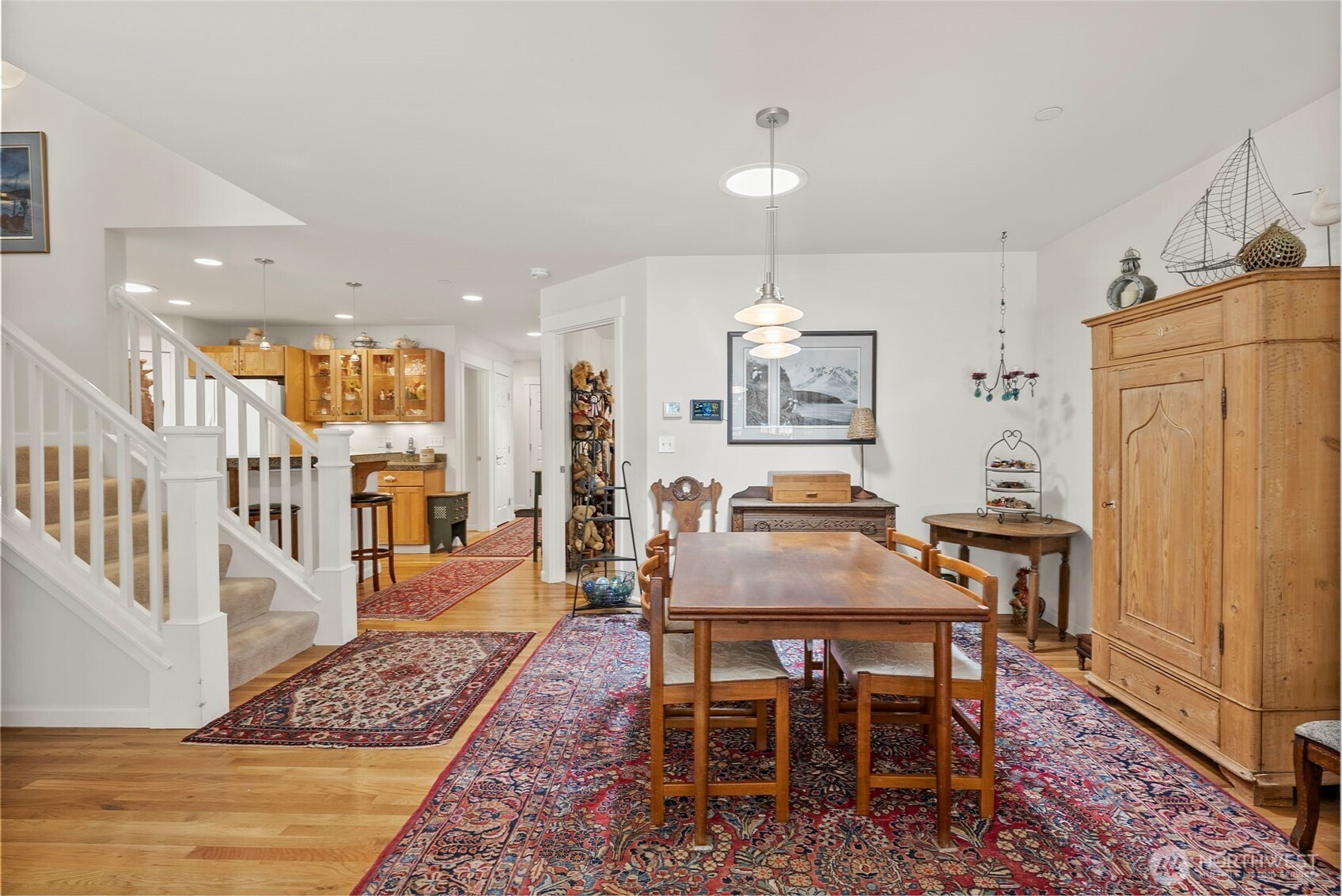 211 E Sterling Drive B4 Property Photo 14