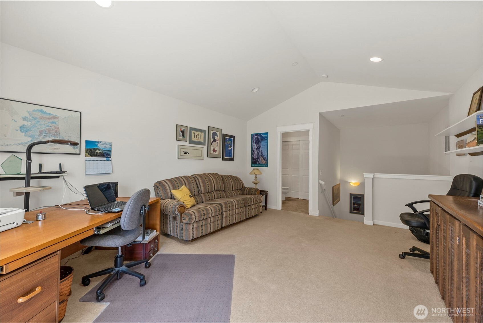 211 E Sterling Drive B4 Property Photo 15