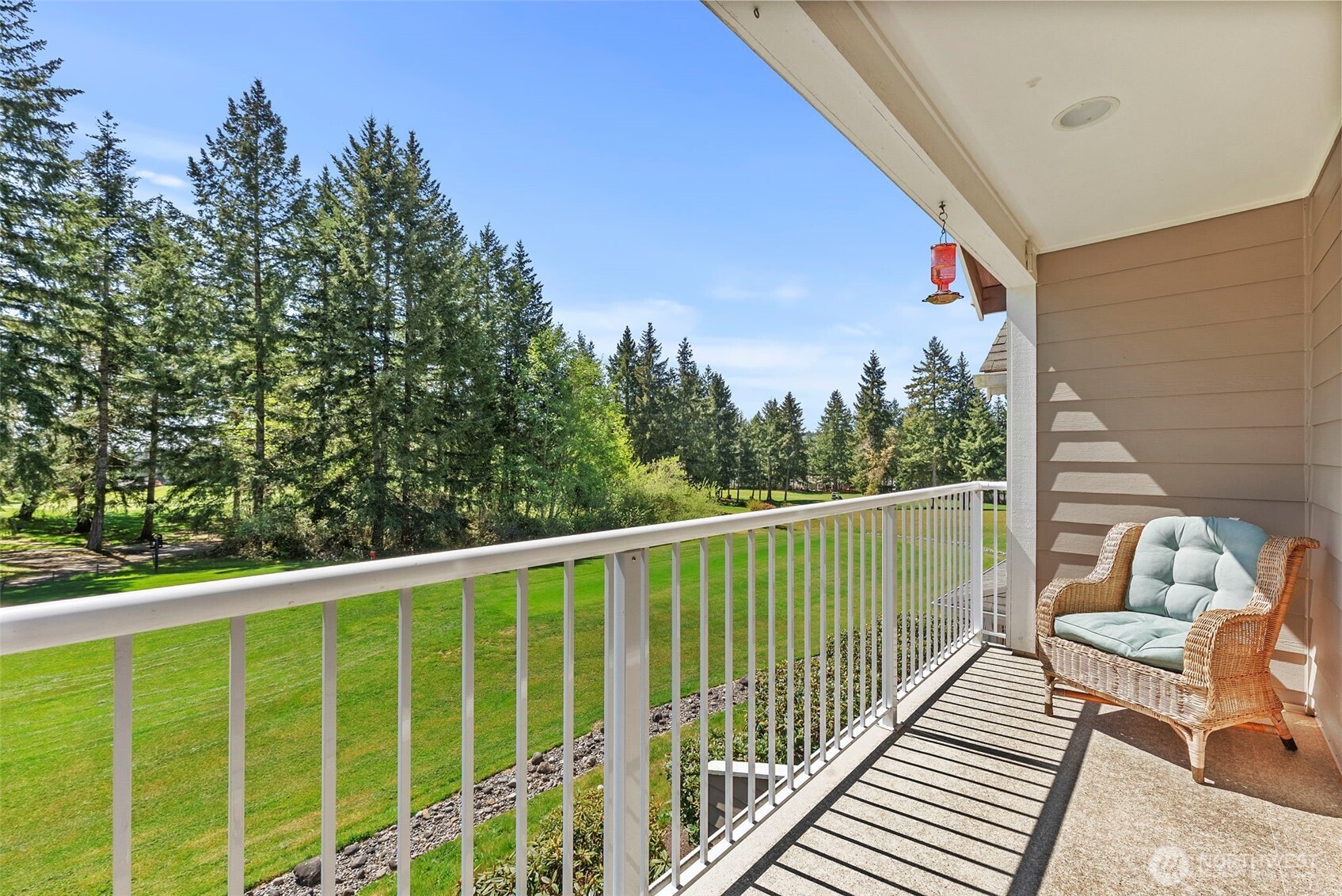 211 E Sterling Drive B4 Property Photo 17