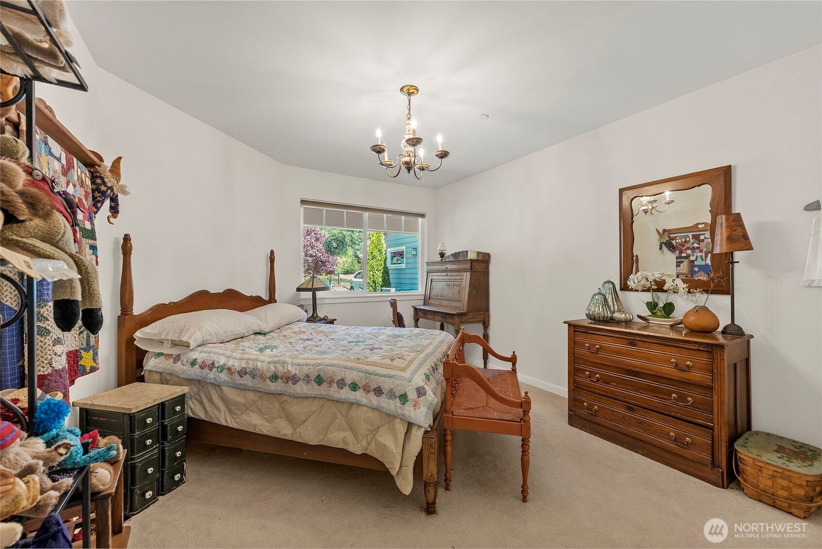211 E Sterling Drive B4 Property Photo 25