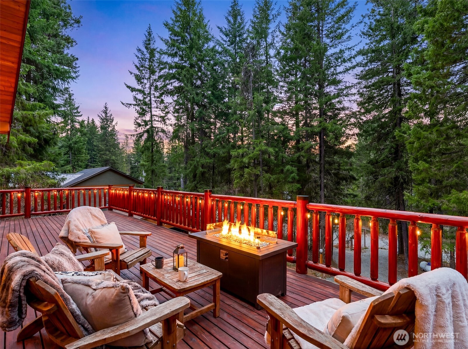 2454 Salal Drive Property Photo 10