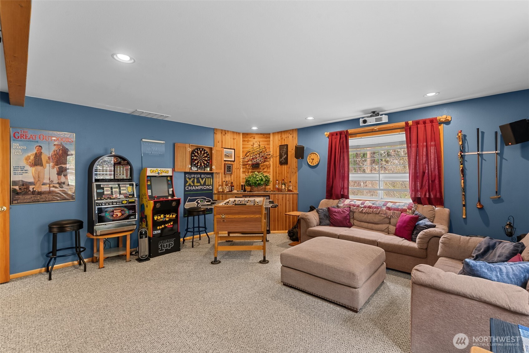 2454 Salal Drive Property Photo 22