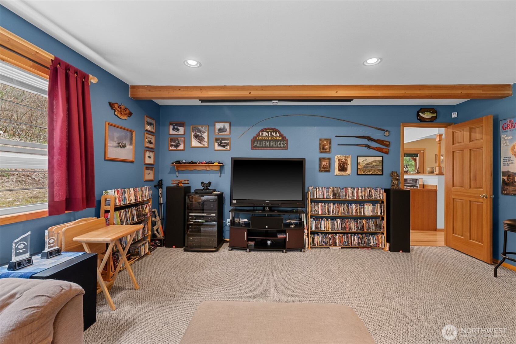 2454 Salal Drive Property Photo 24