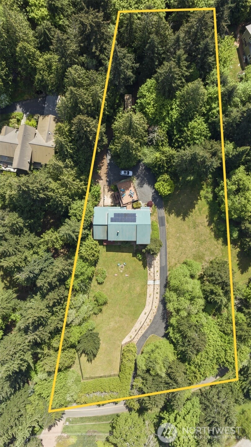 532 Whitecap Road Property Photo 7