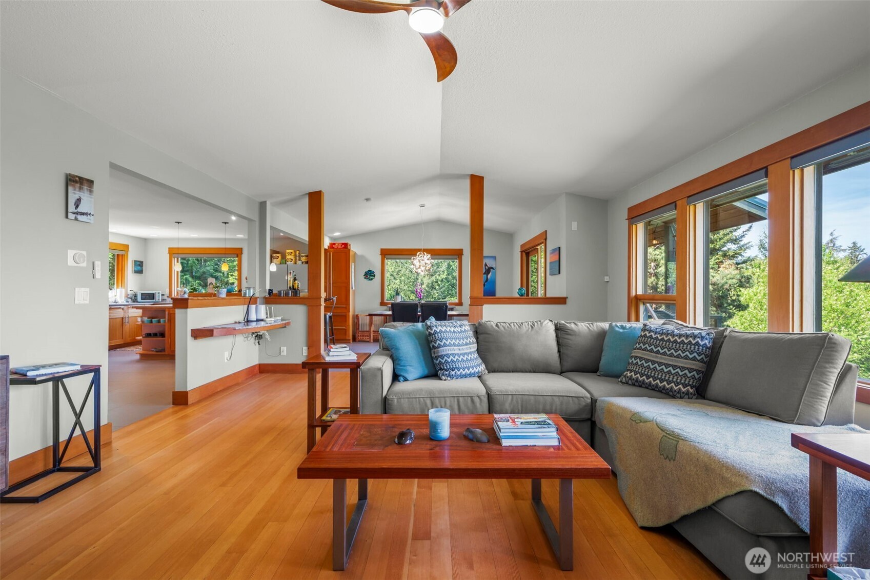532 Whitecap Road Property Photo 10