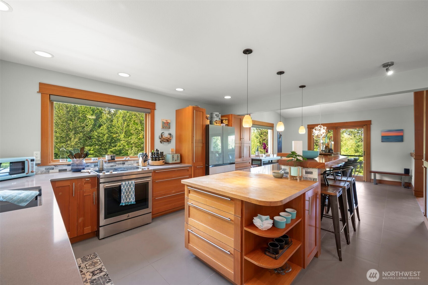 532 Whitecap Road Property Photo 11