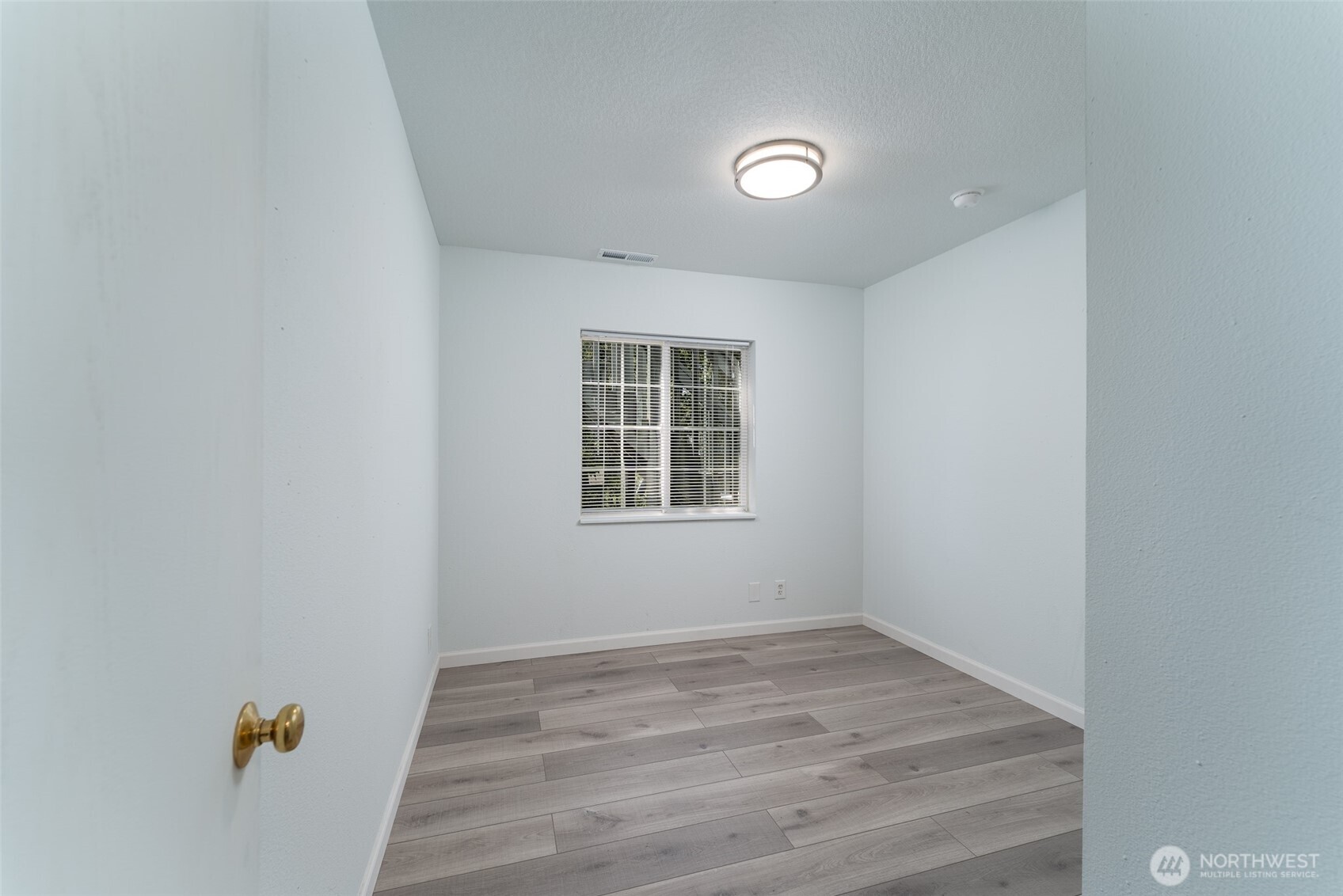 2340 Kelso Drive Property Photo 29