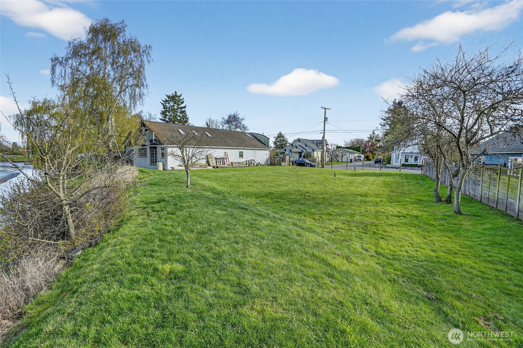 14075 Mactaggart Avenue Property Photo 6