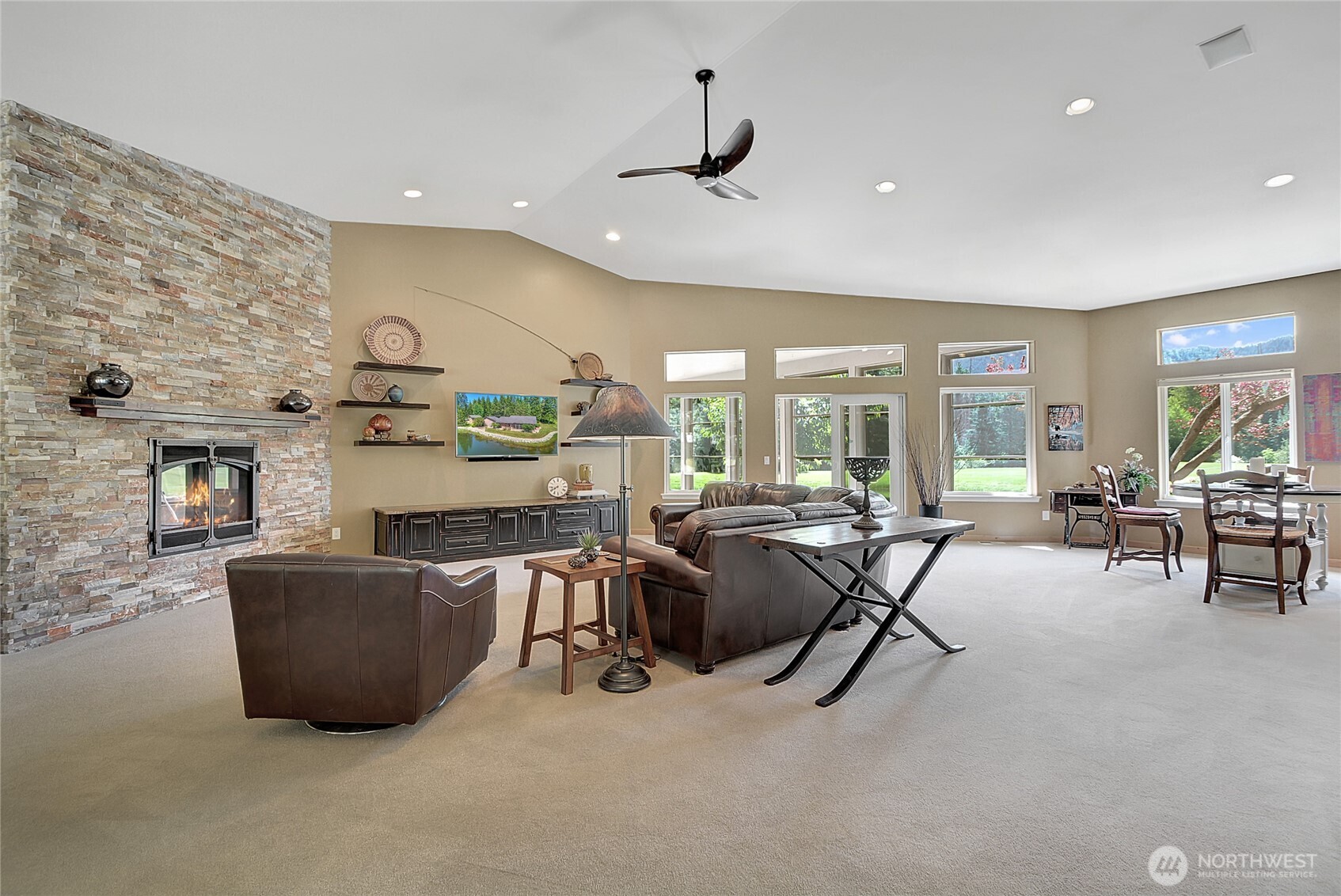 20693 Miracle Mile Property Photo 7