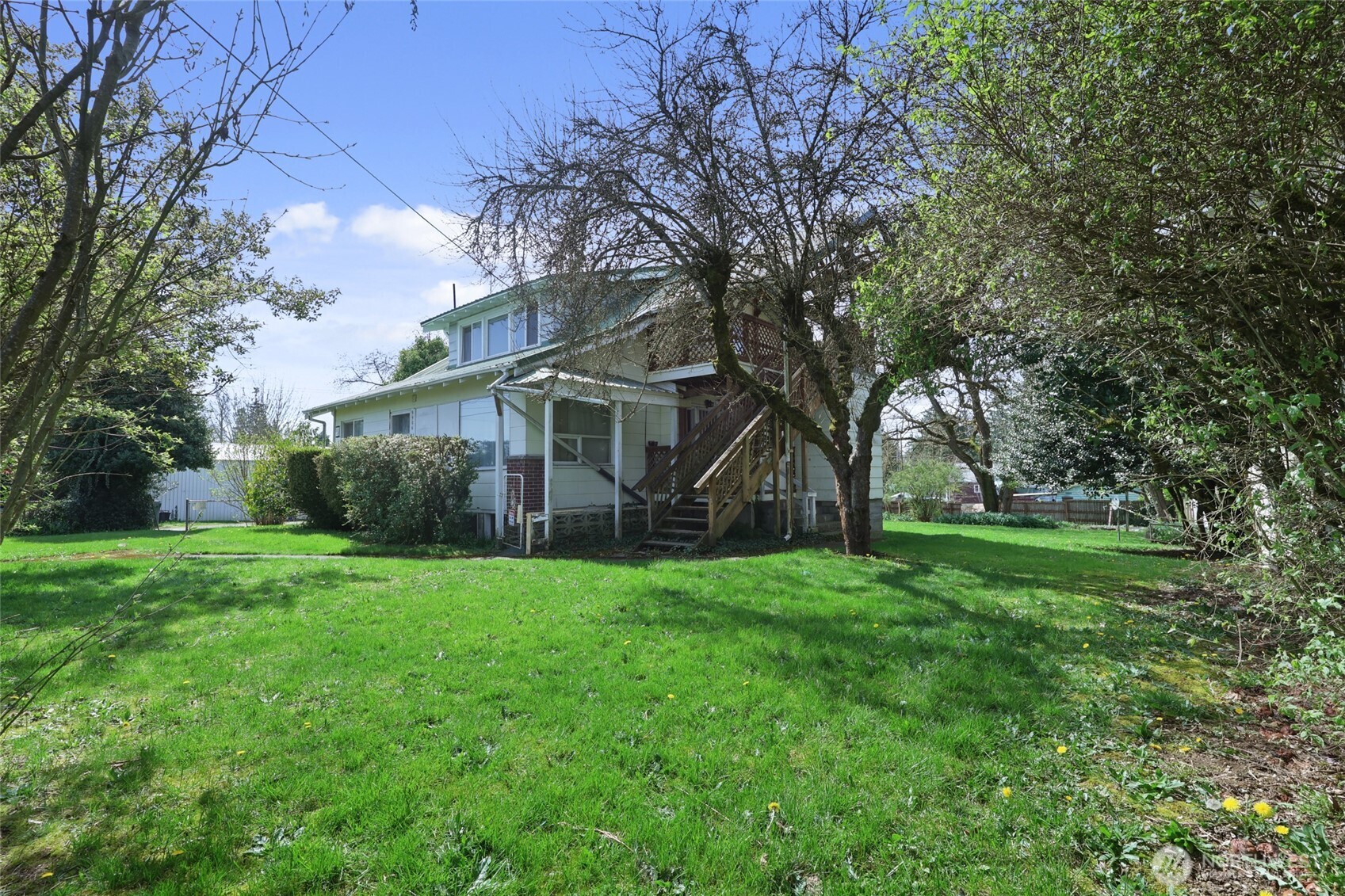 9906 Croft Street Property Photo 4