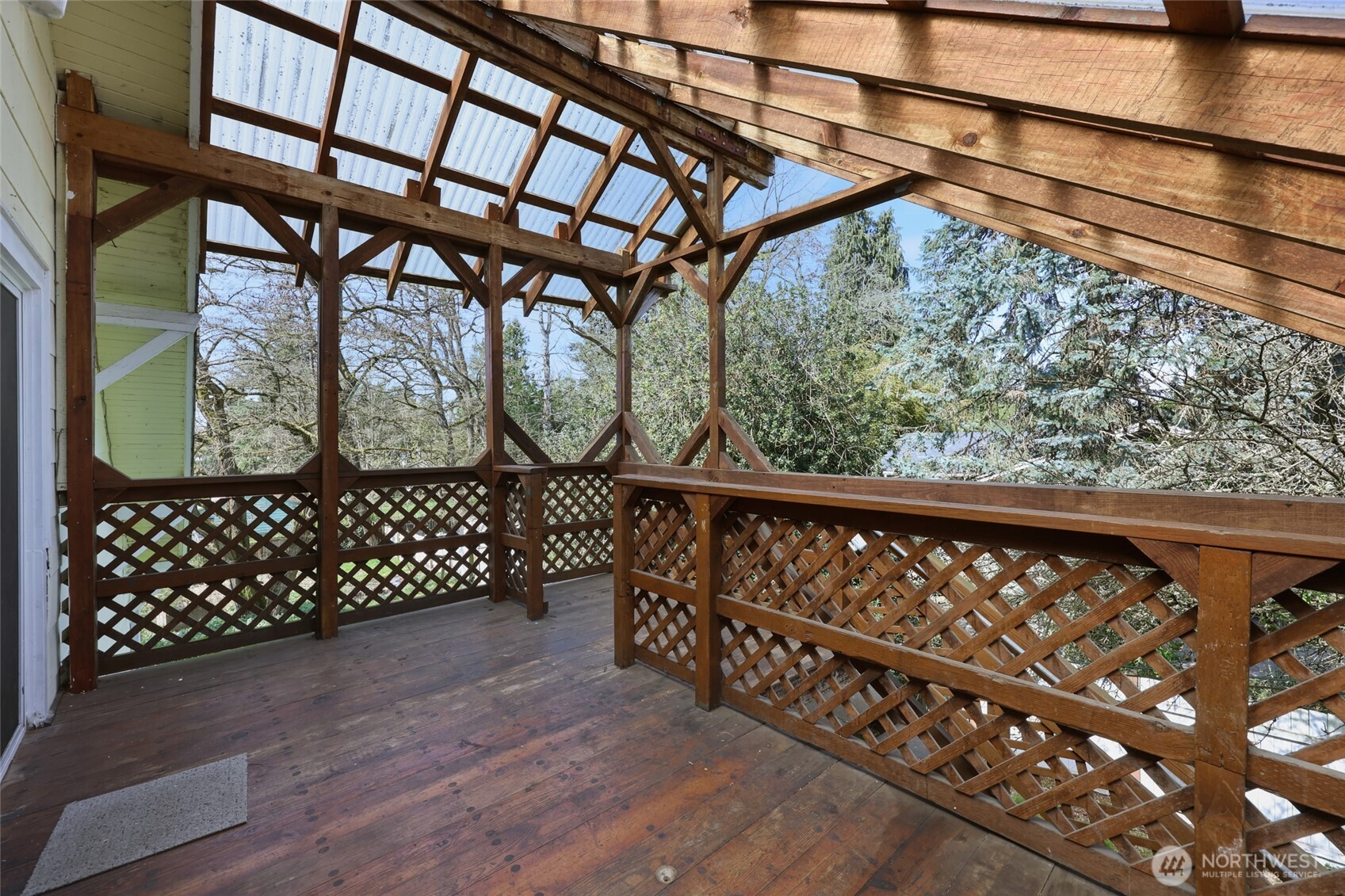 9906 Croft Street Property Photo 7