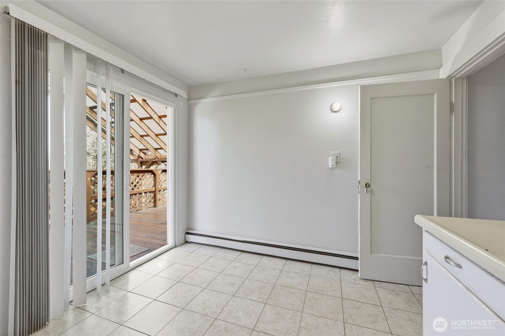 9906 Croft Street Property Photo 12
