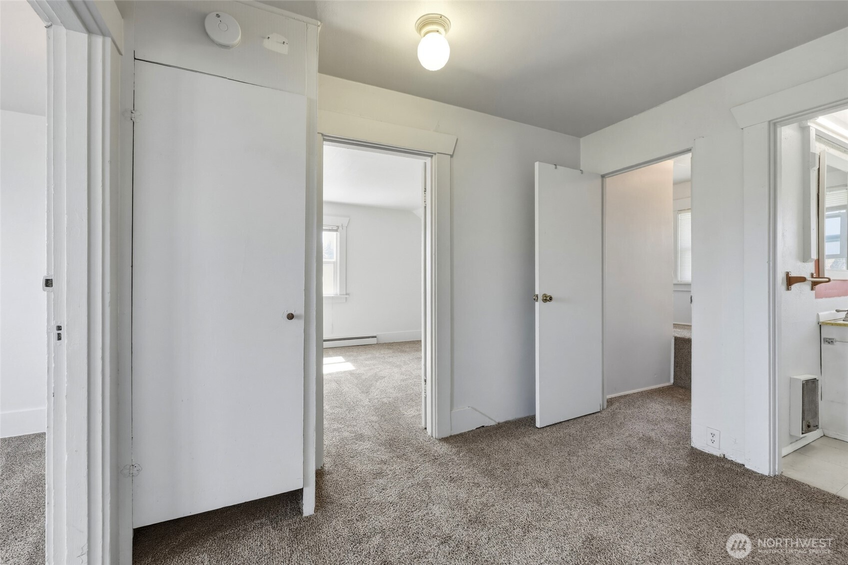 9906 Croft Street Property Photo 15