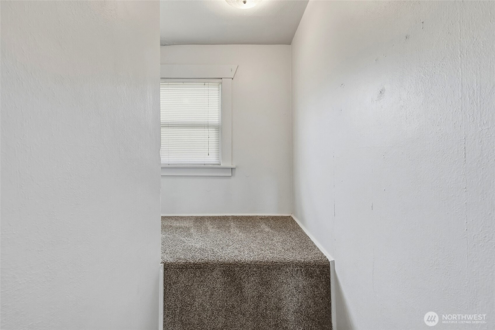 9906 Croft Street Property Photo 16