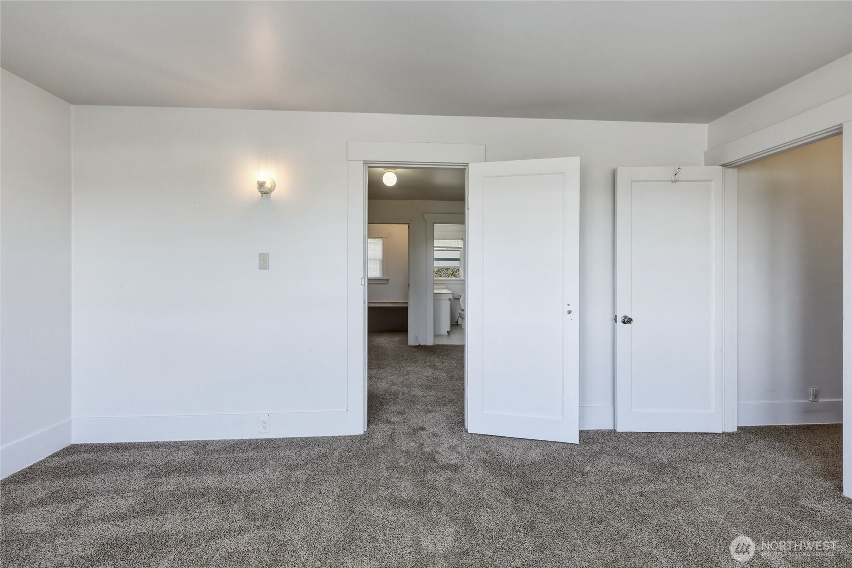 9906 Croft Street Property Photo 21