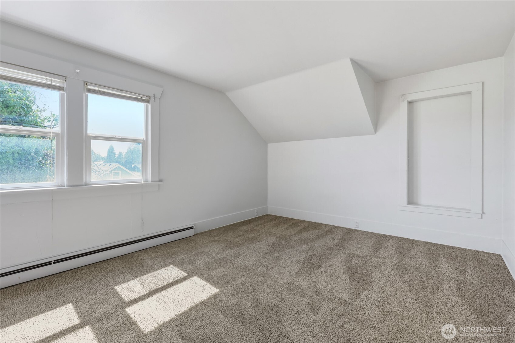 9906 Croft Street Property Photo 23
