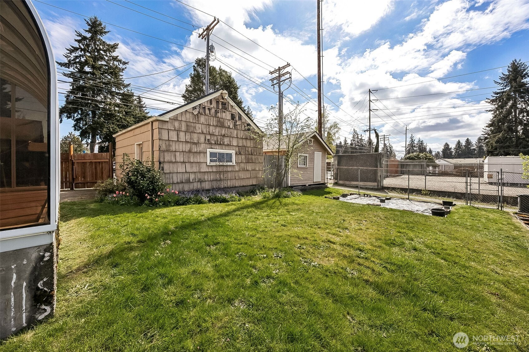 5002 6th Avenue Property Photo 7