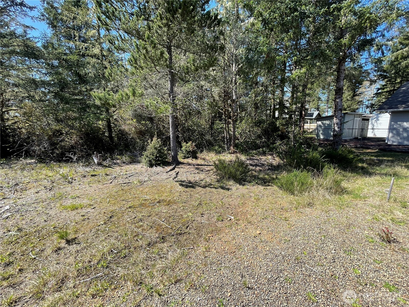 583 Meadow Avenue Property Photo 14