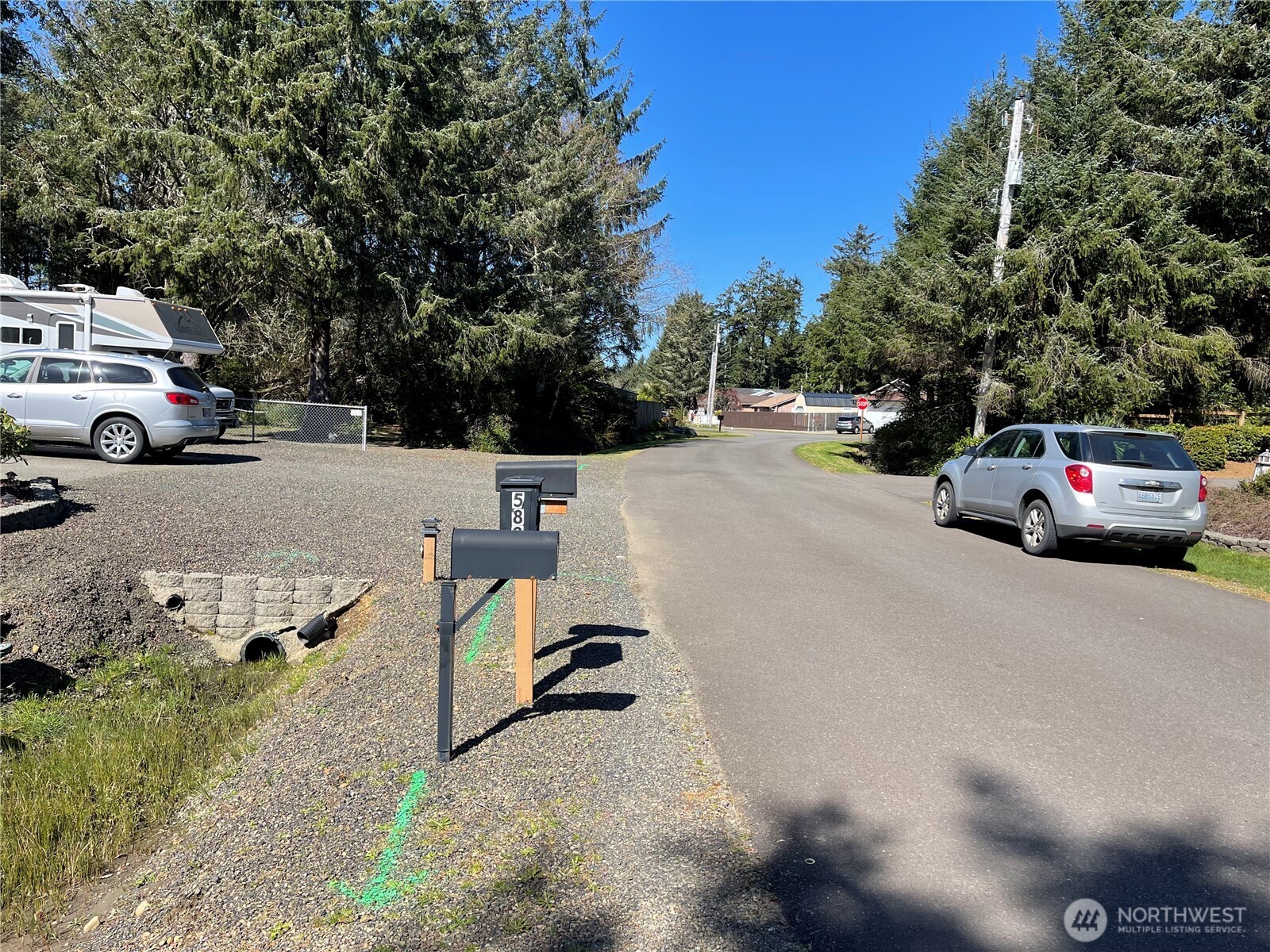 583 Meadow Avenue Property Photo 18