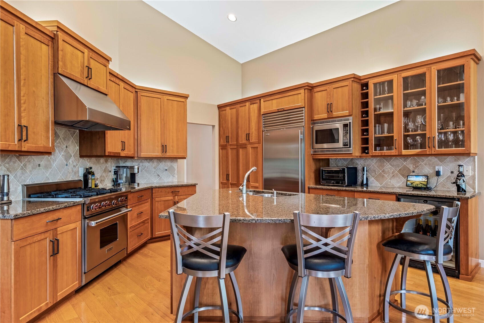 109 211th Place Property Photo 5