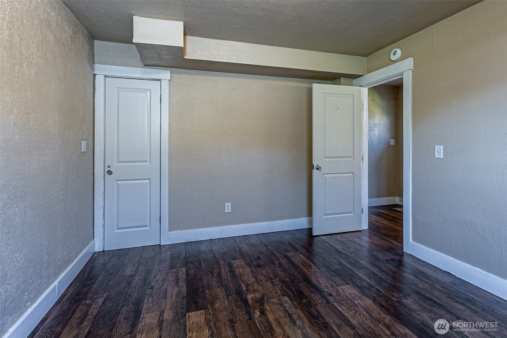 913 E Mckinley Road Property Photo 15