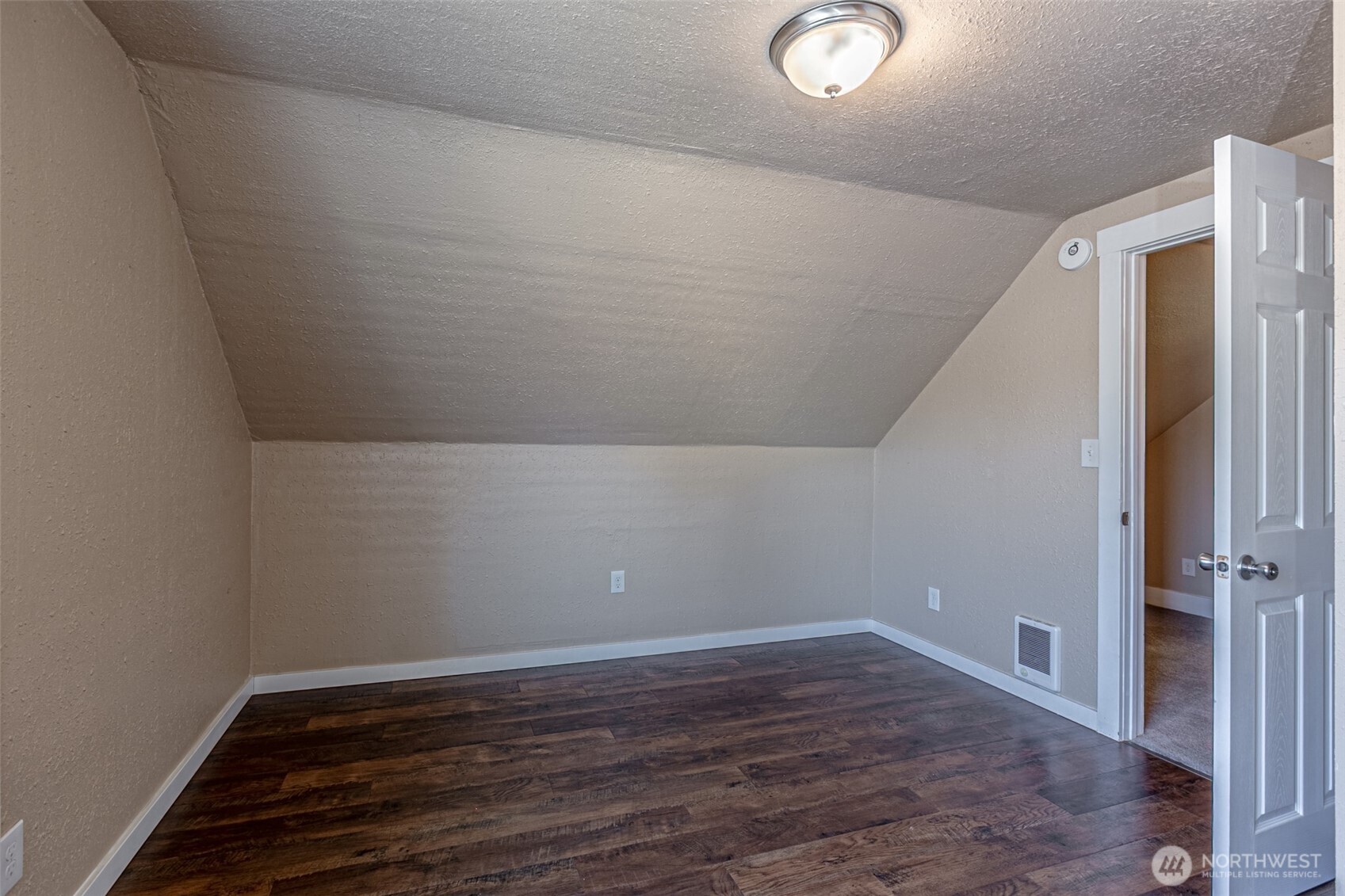 913 E Mckinley Road Property Photo 19