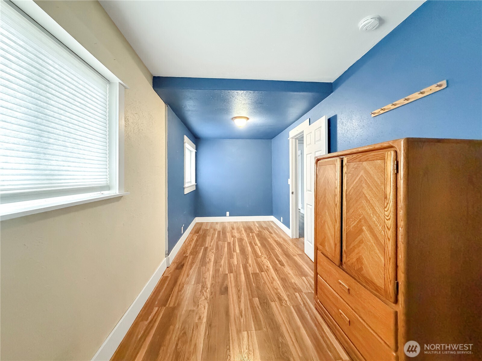 404 E Sixth Property Photo 13