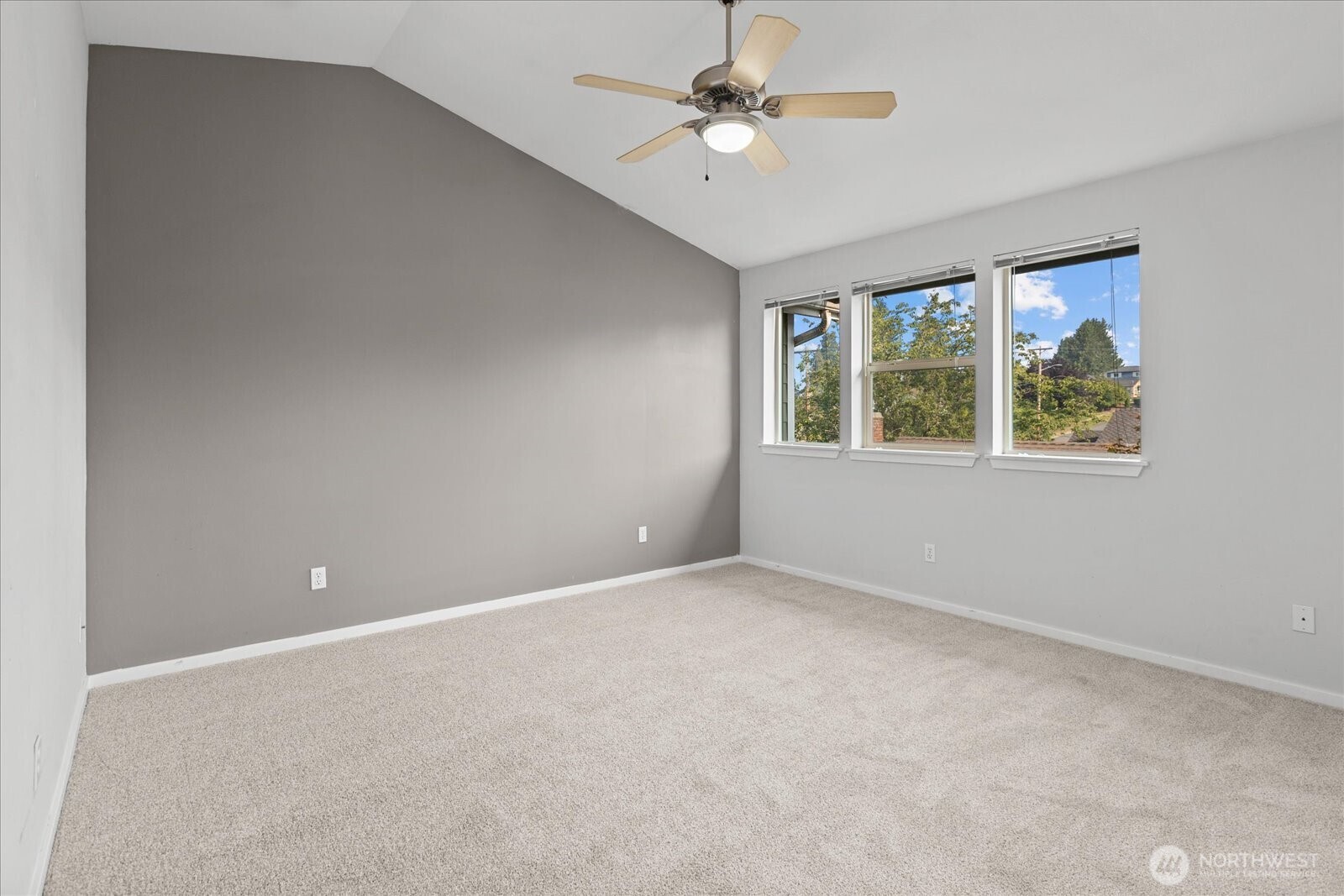 205 Avenue E B Property Photo 21