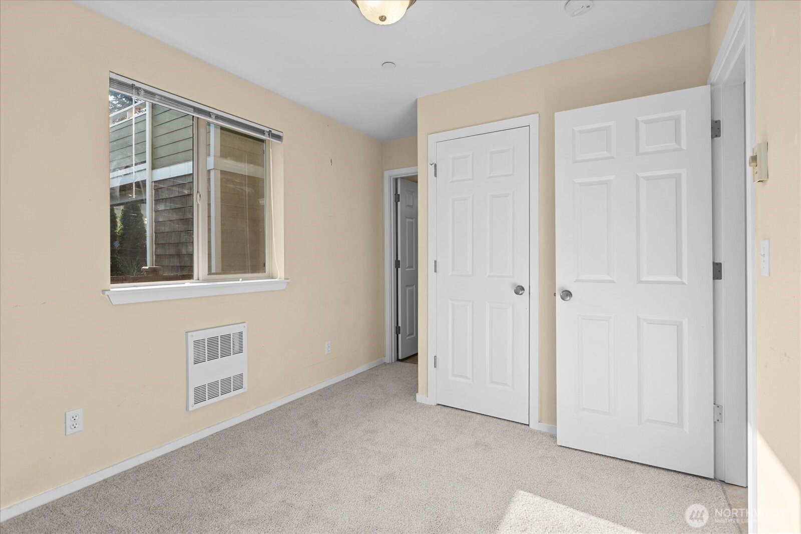 205 Avenue E B Property Photo 30