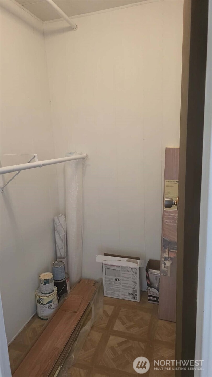 610 Leisure Circle Property Photo 17
