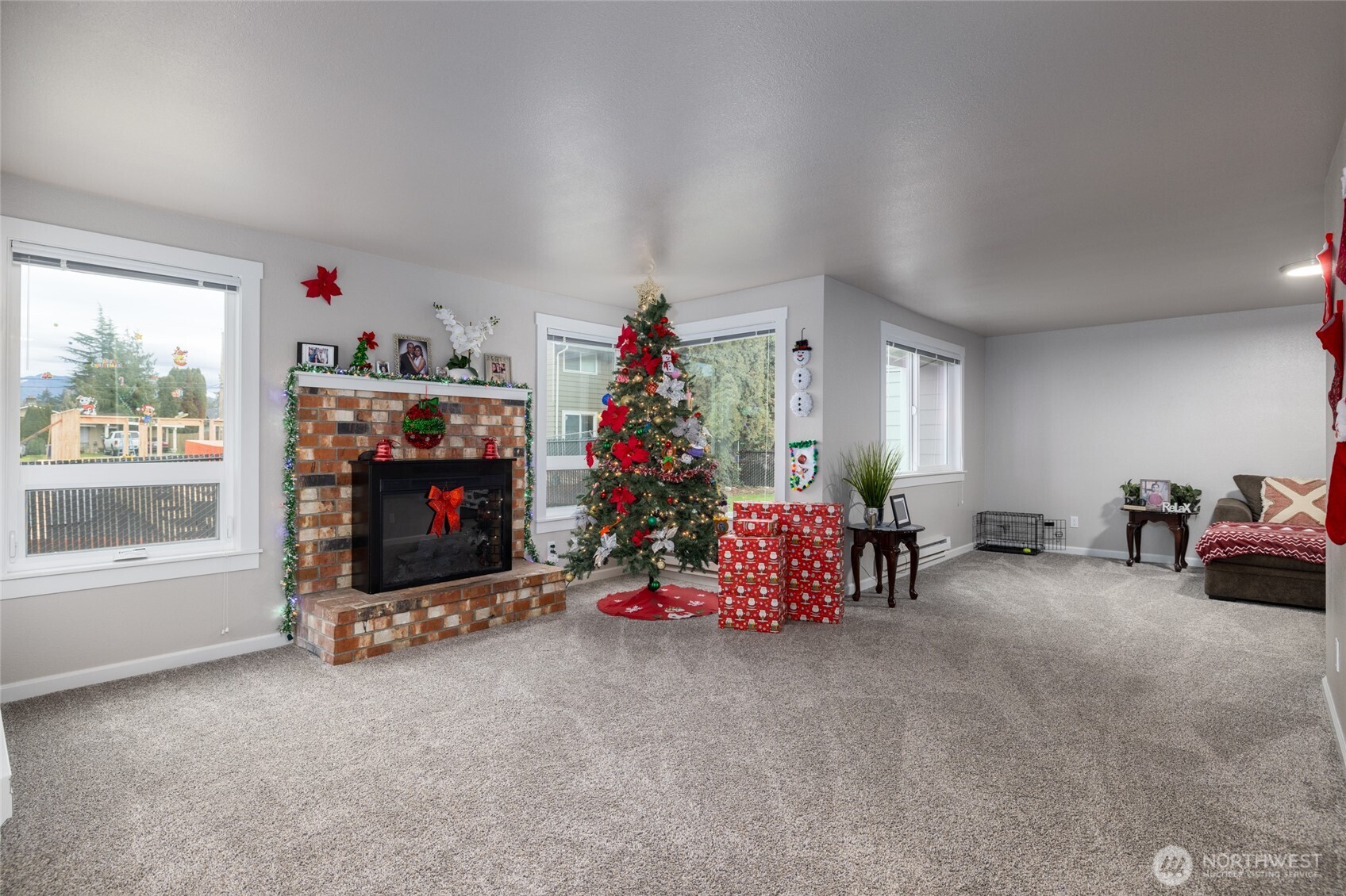 401 Stanford Drive Property Photo 8