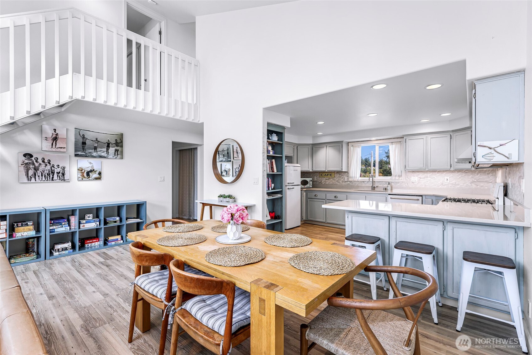 2402 Sunlight Beach Road Property Photo 6