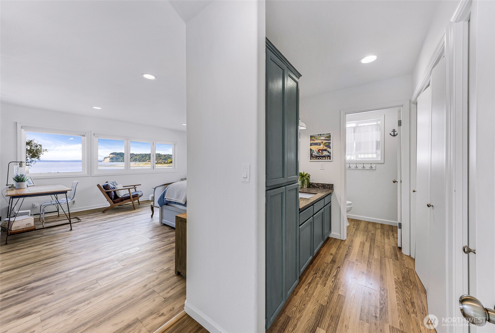 2402 Sunlight Beach Road Property Photo 15