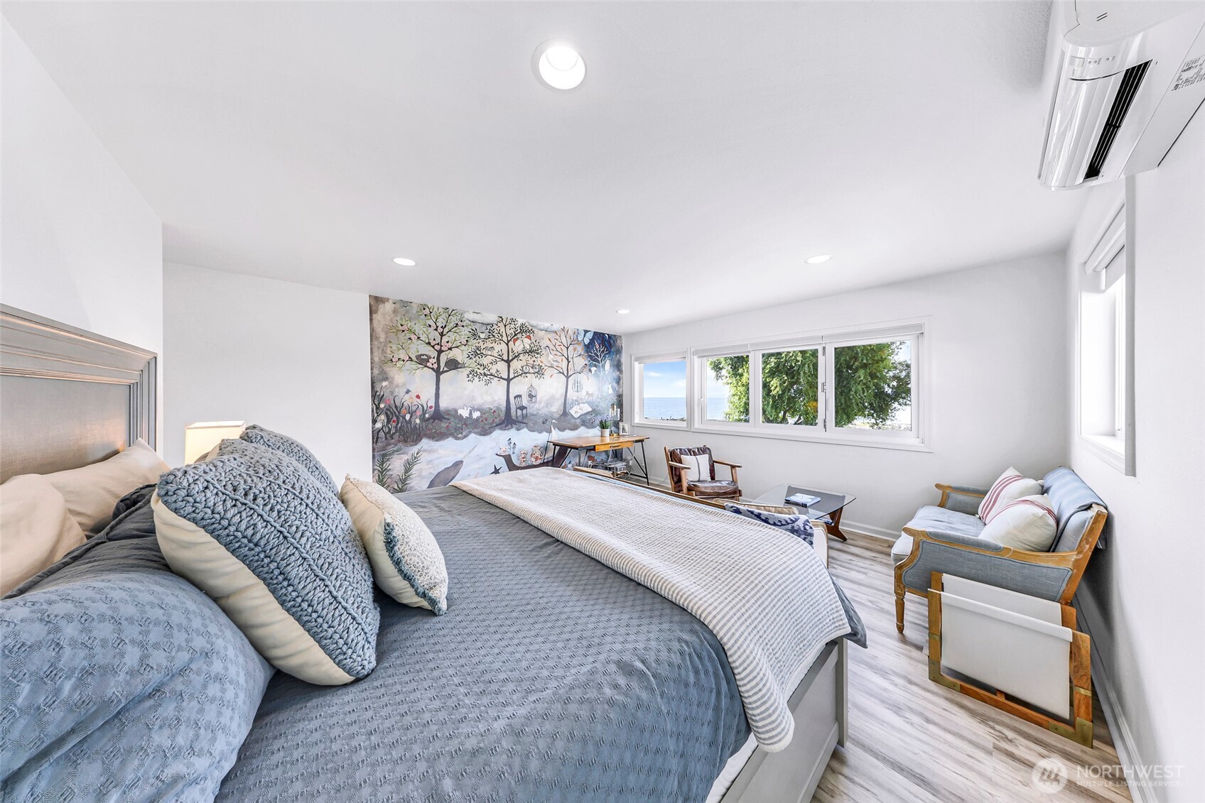 2402 Sunlight Beach Road Property Photo 16
