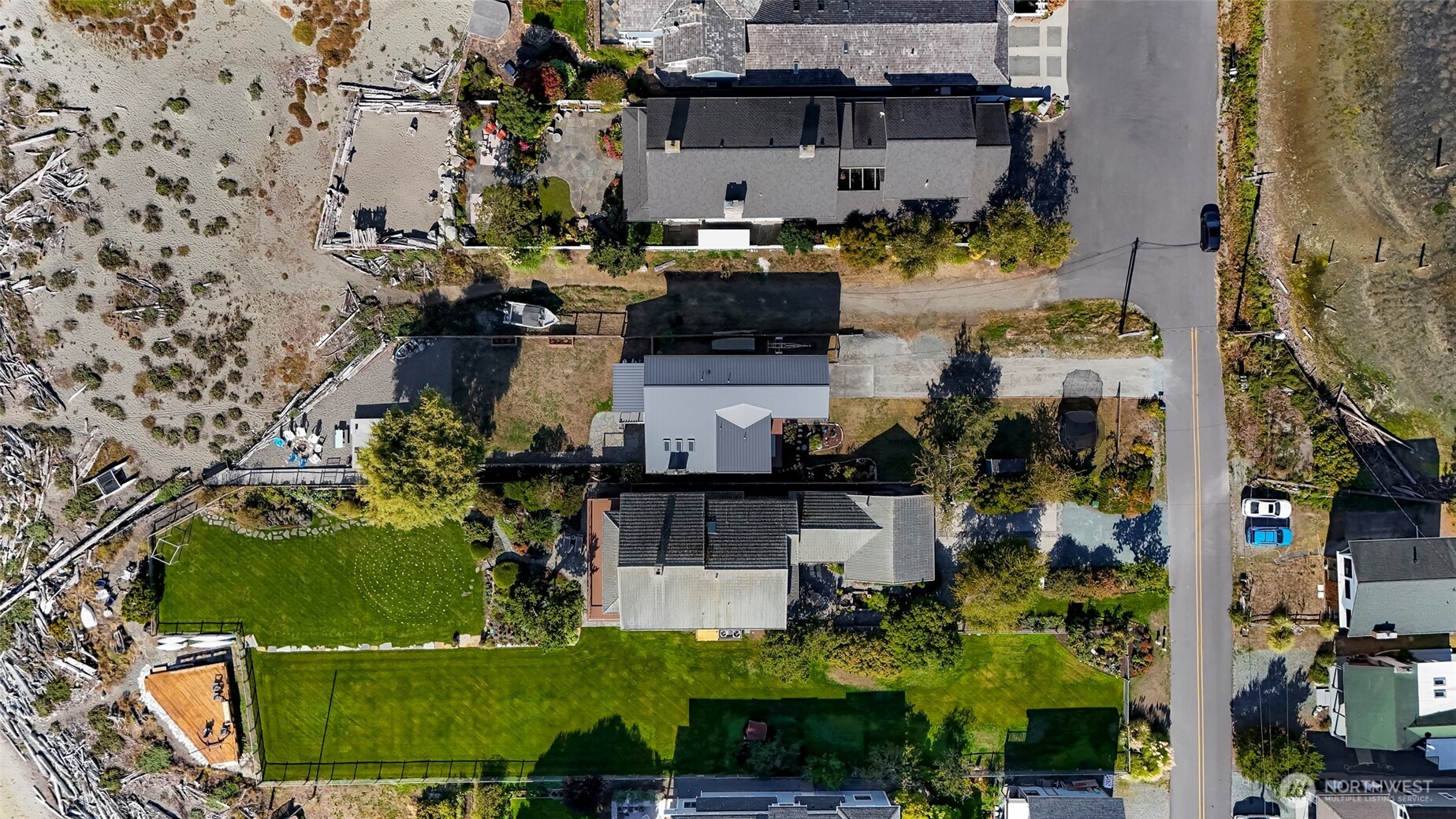 2402 Sunlight Beach Road Property Photo 31
