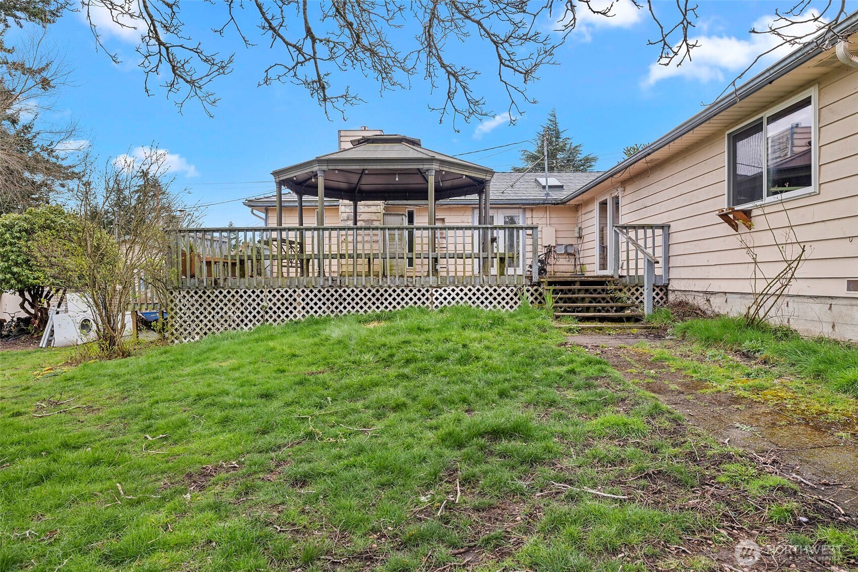 15 76th Street Property Photo 33
