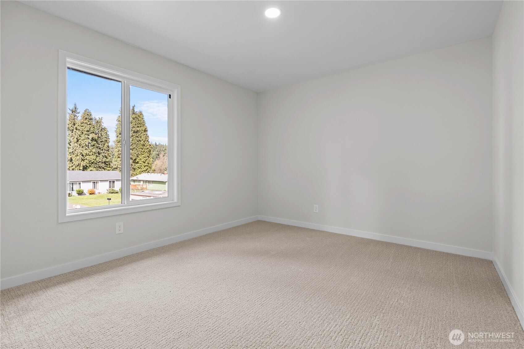 1956 E 65th Street Property Photo 12
