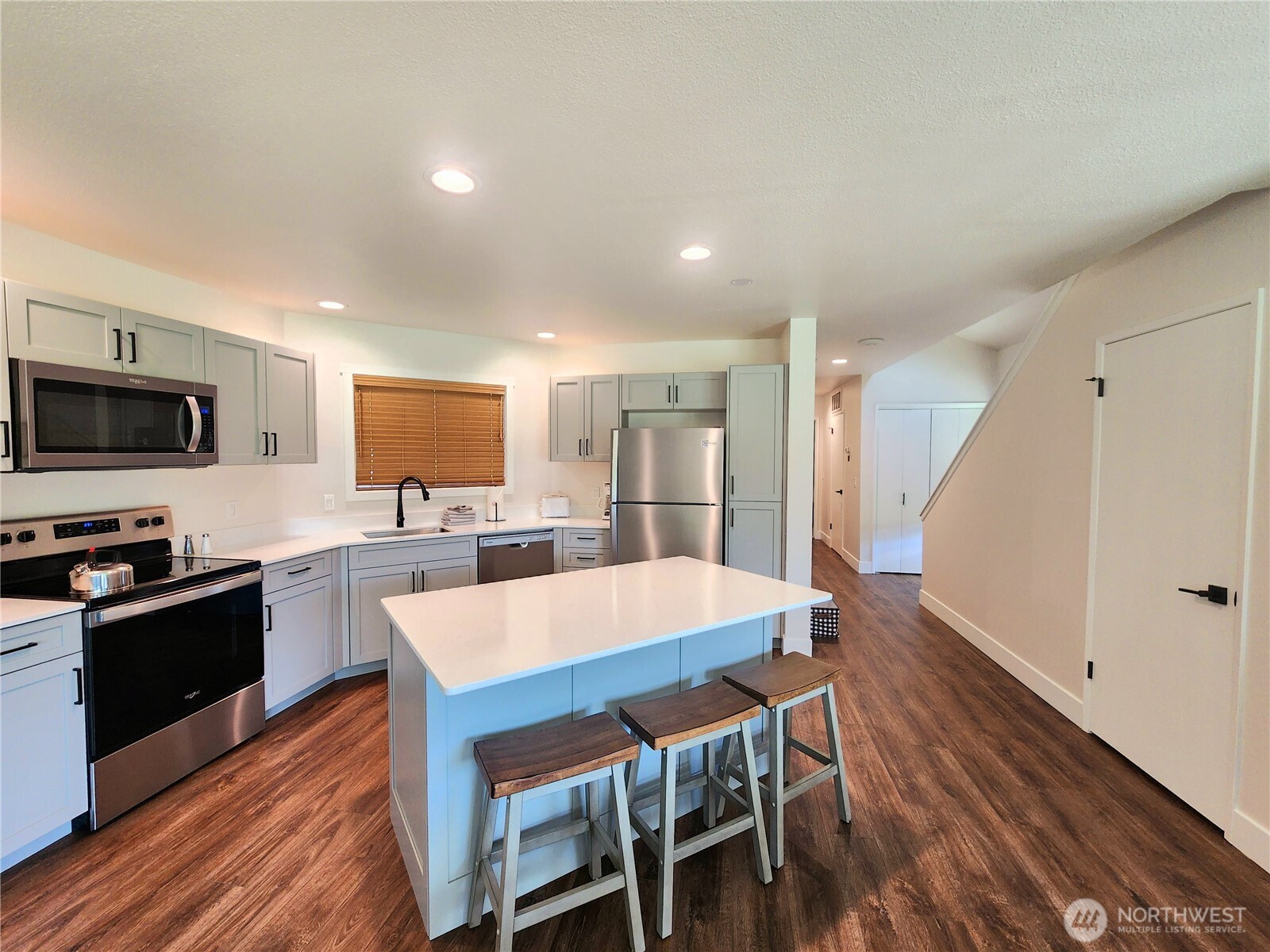 1 Lodge 603-c Property Photo 5
