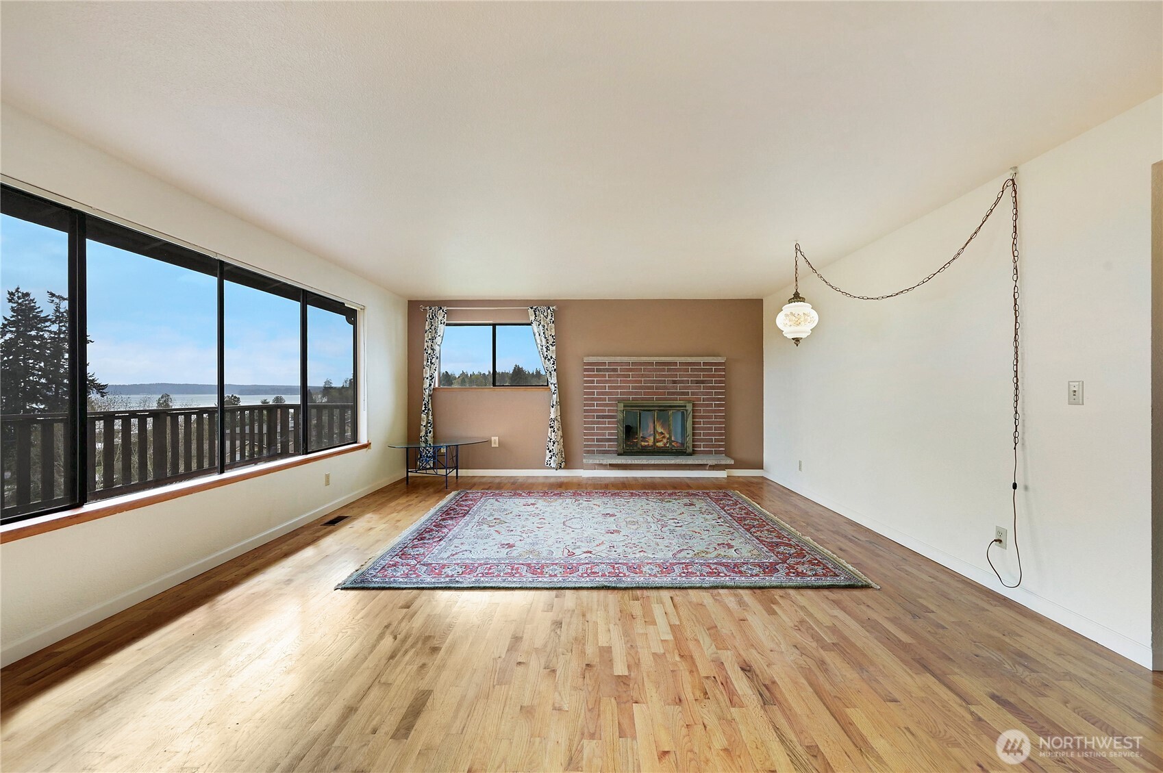 2601 2nd Avenue Property Photo 11