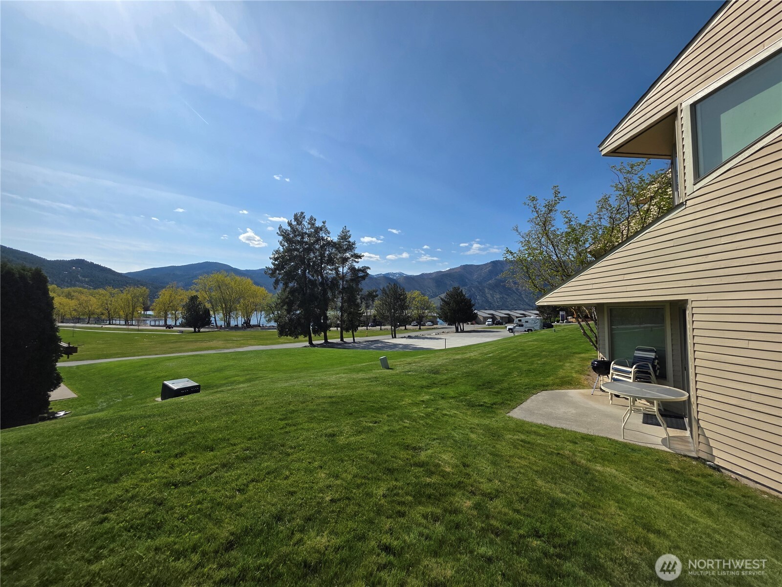 1 Lodge 606-q Property Photo 5