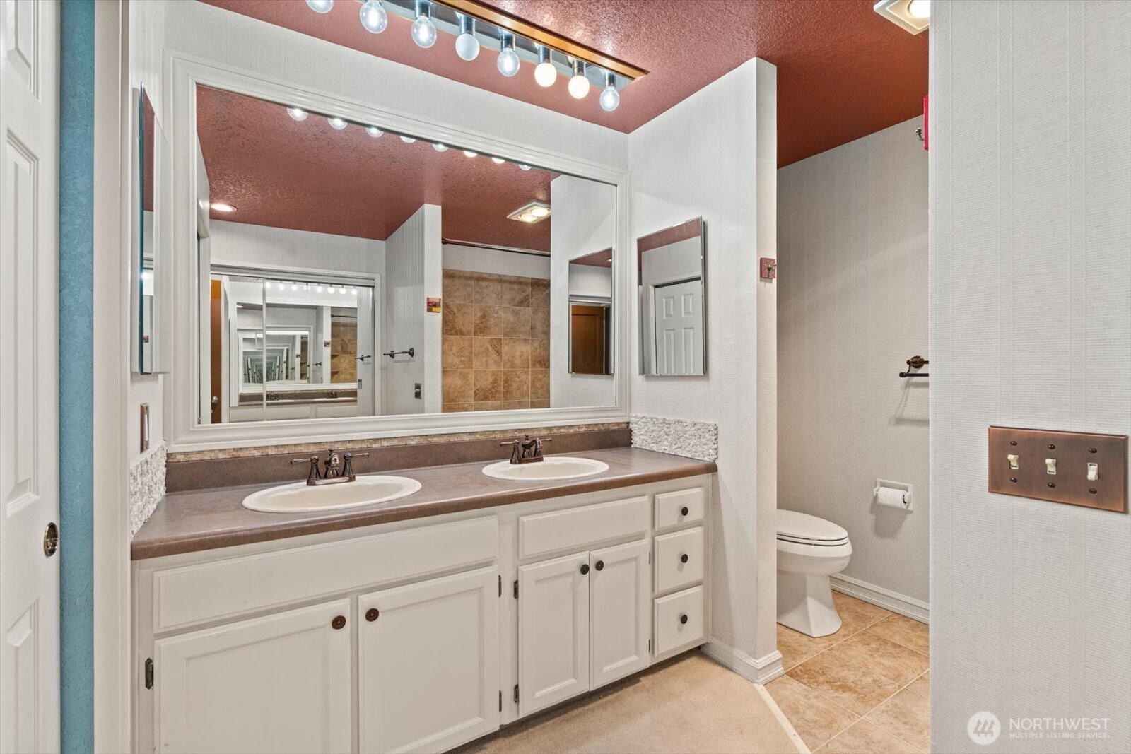 2944 Kennewick Place Property Photo 26