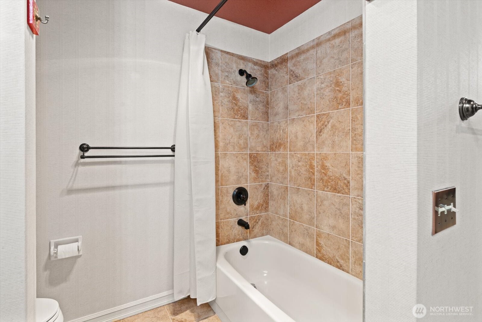 2944 Kennewick Place Property Photo 28
