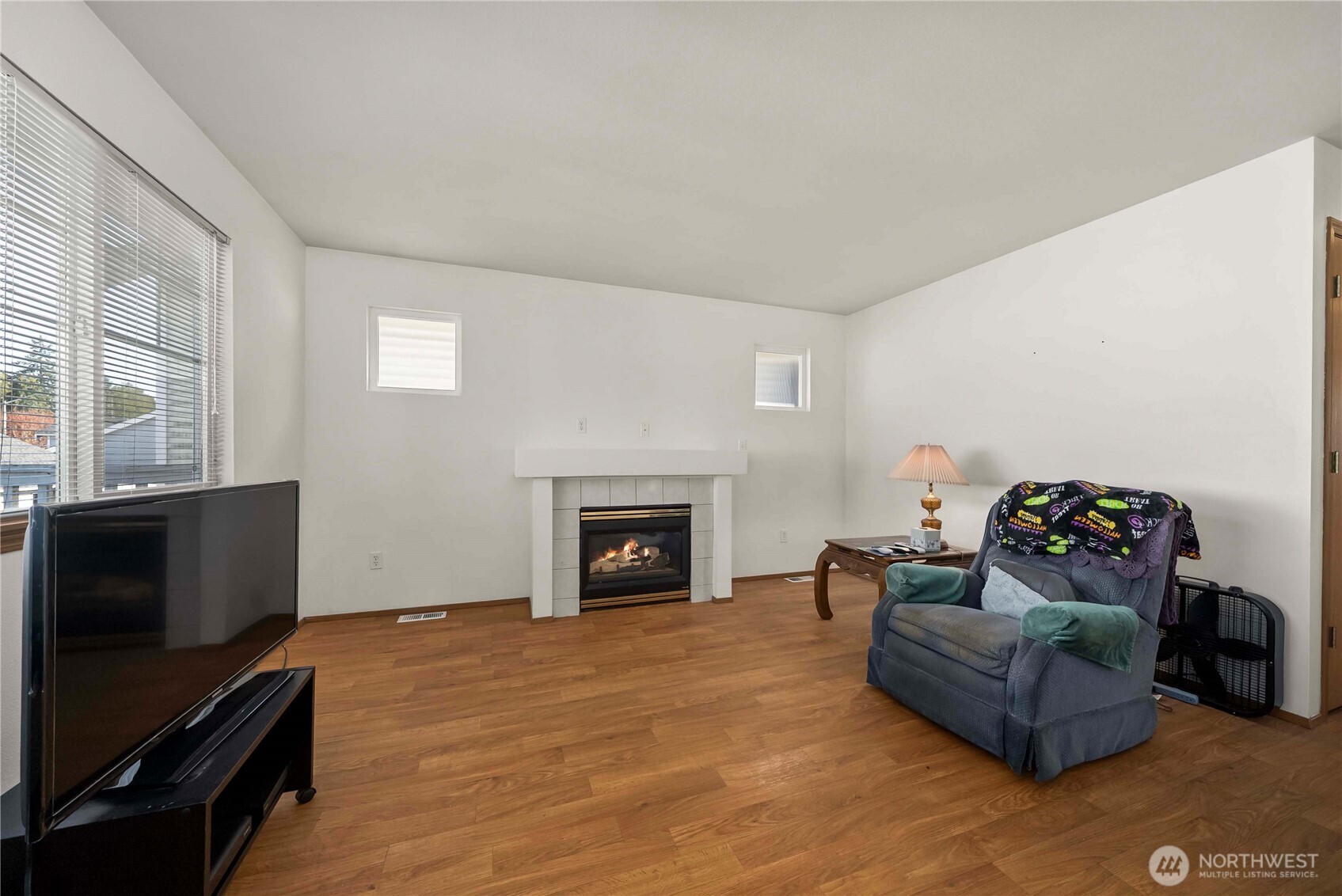 11236 3rd Avenue Property Photo 10