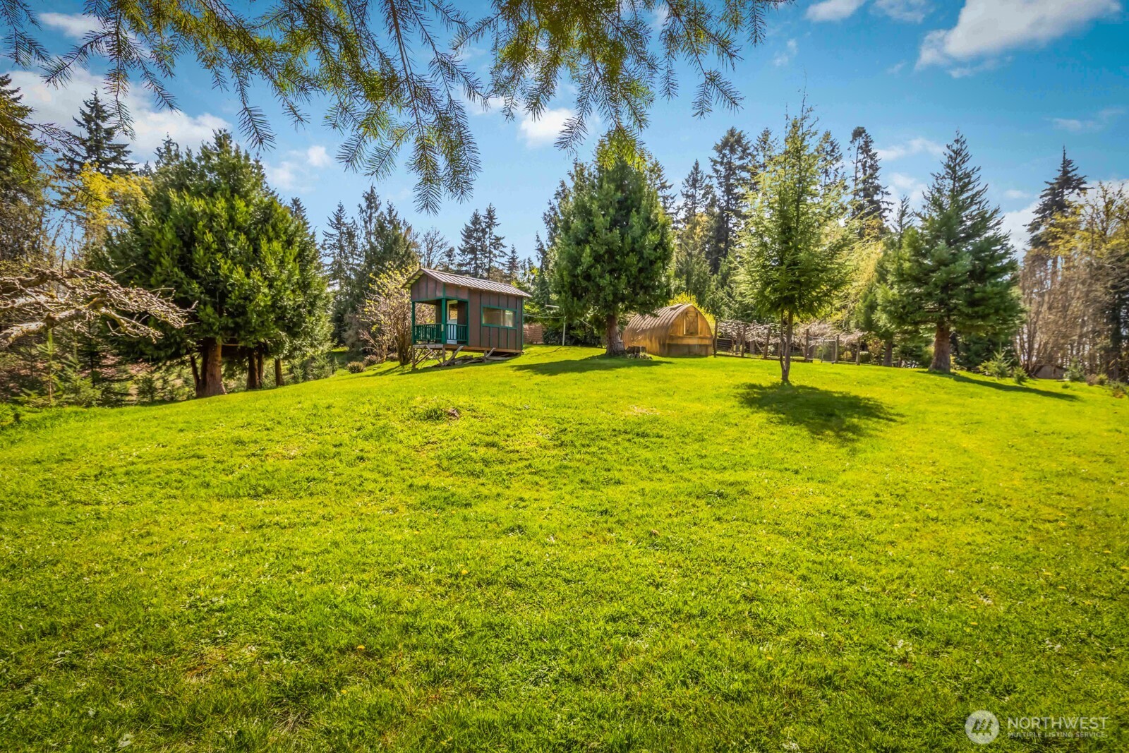 207 Tillicum Drive Property Photo 12
