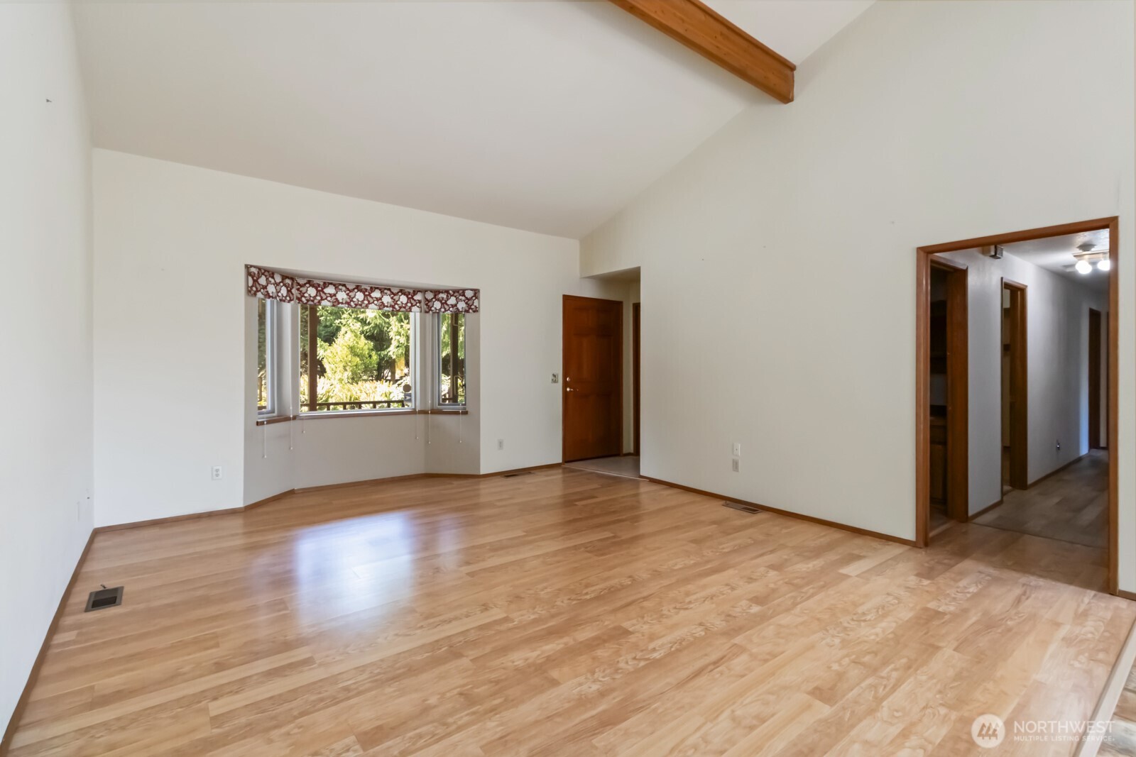 207 Tillicum Drive Property Photo 19